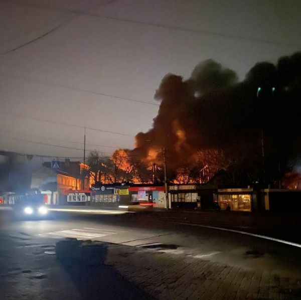 Терористи з рф атакували балістикою Запоріжжя: в результаті варварського удару є вбиті та постраждалі, серед них — немовля