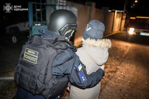 Пожар, повреждения домов и пострадавший: последствия ночного обстрела Одесской области (обновлено)