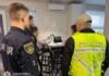 Представлялися латвійськими правоохоронцями: українські поліцейські ліквідували мережу кол-центрів, що ошукували громадян країн ЄС